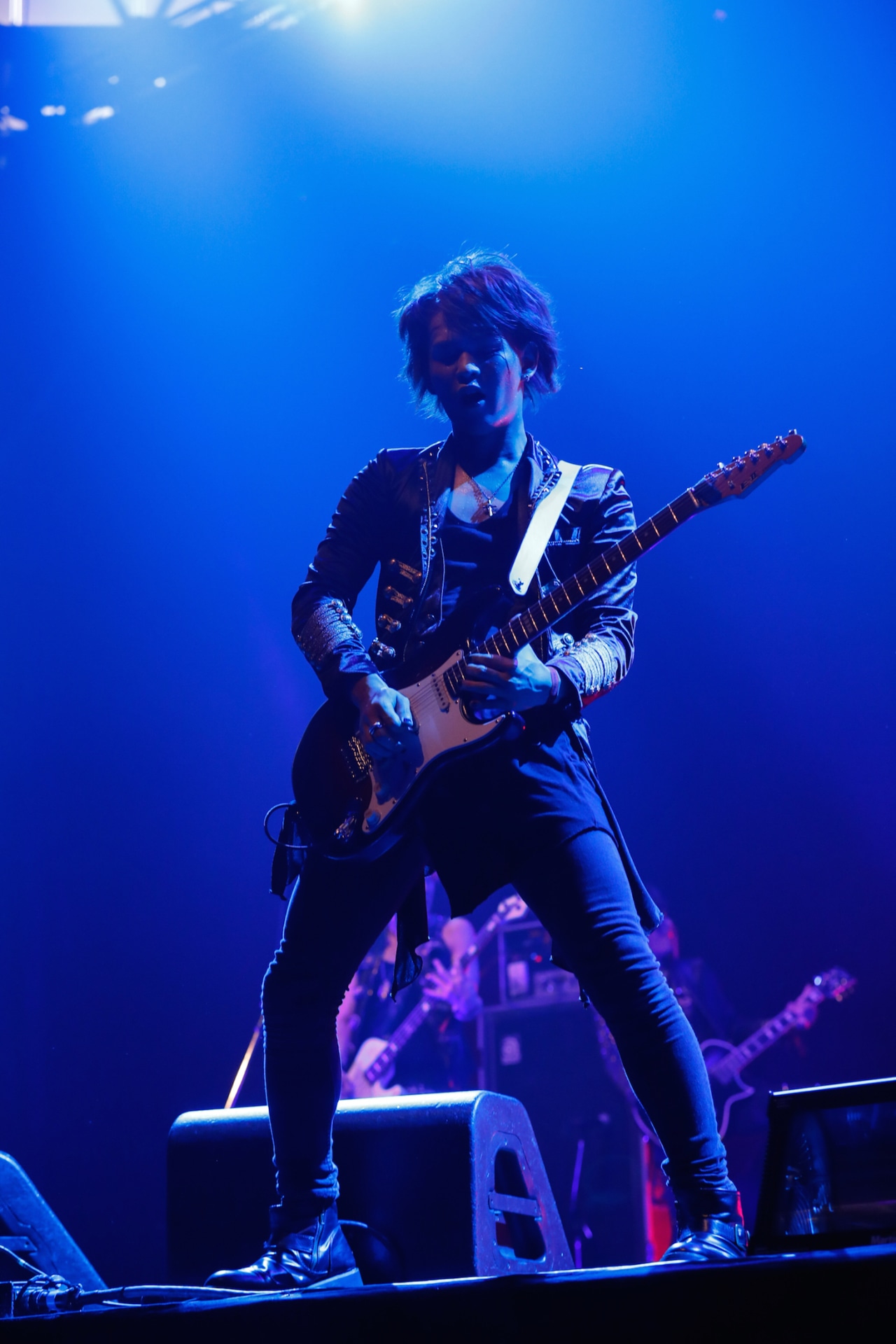 冬真（G / CLOWD）