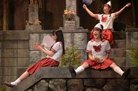 「墓場、女子高生」公開ゲネプロの様子。