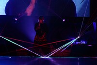 あらき（撮影：小松陽祐［ODD JOB］、小川舞）