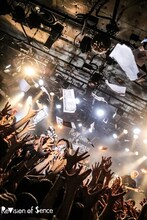 ReVision of Sence「八面楚歌リリース記念ワンマンツアー」梅田CLUB QUATTRO公演の様子。（Photo by Kaochi）
