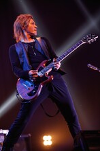 玲央（G / lynch.）