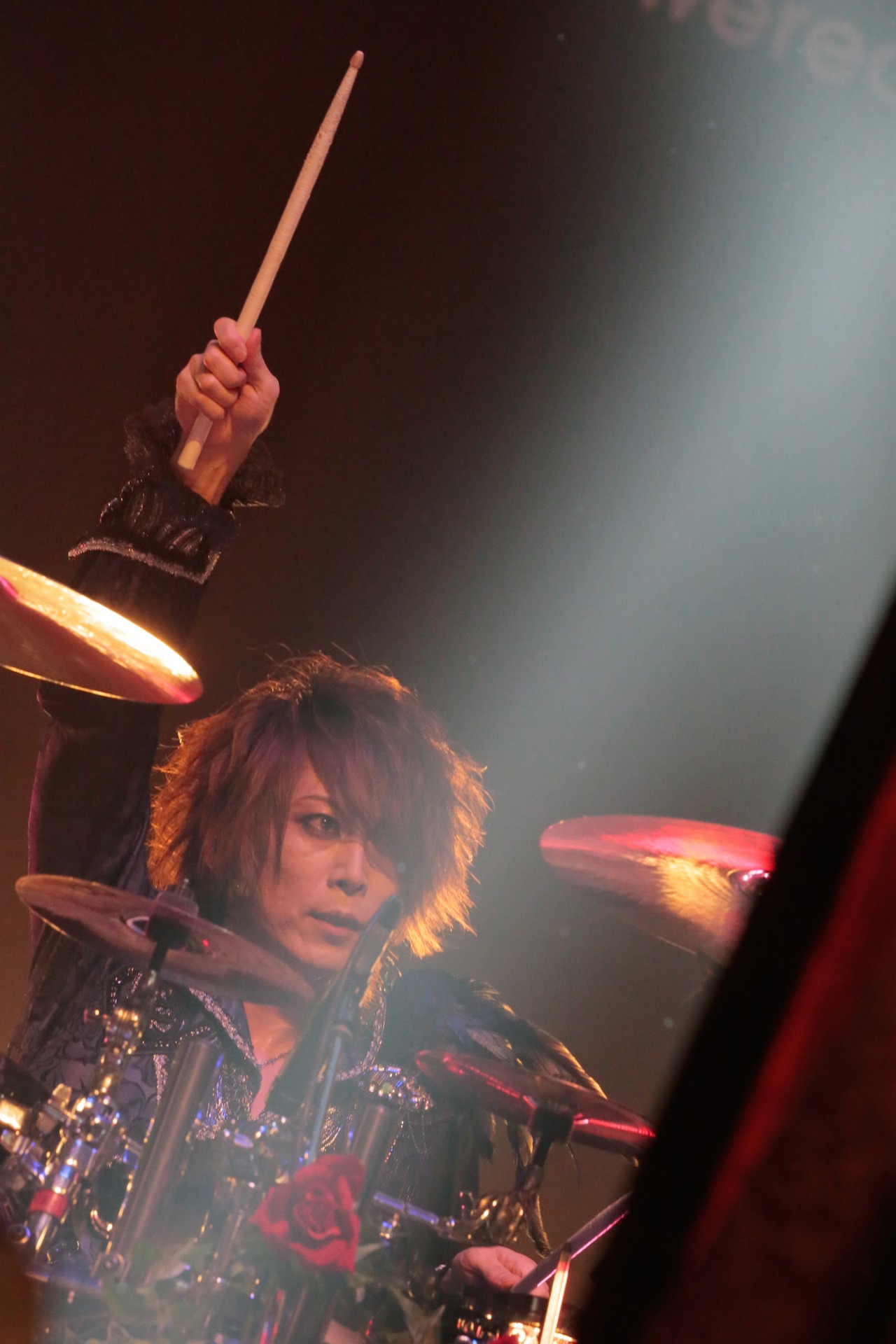 YUKI（Dr / Versailles）