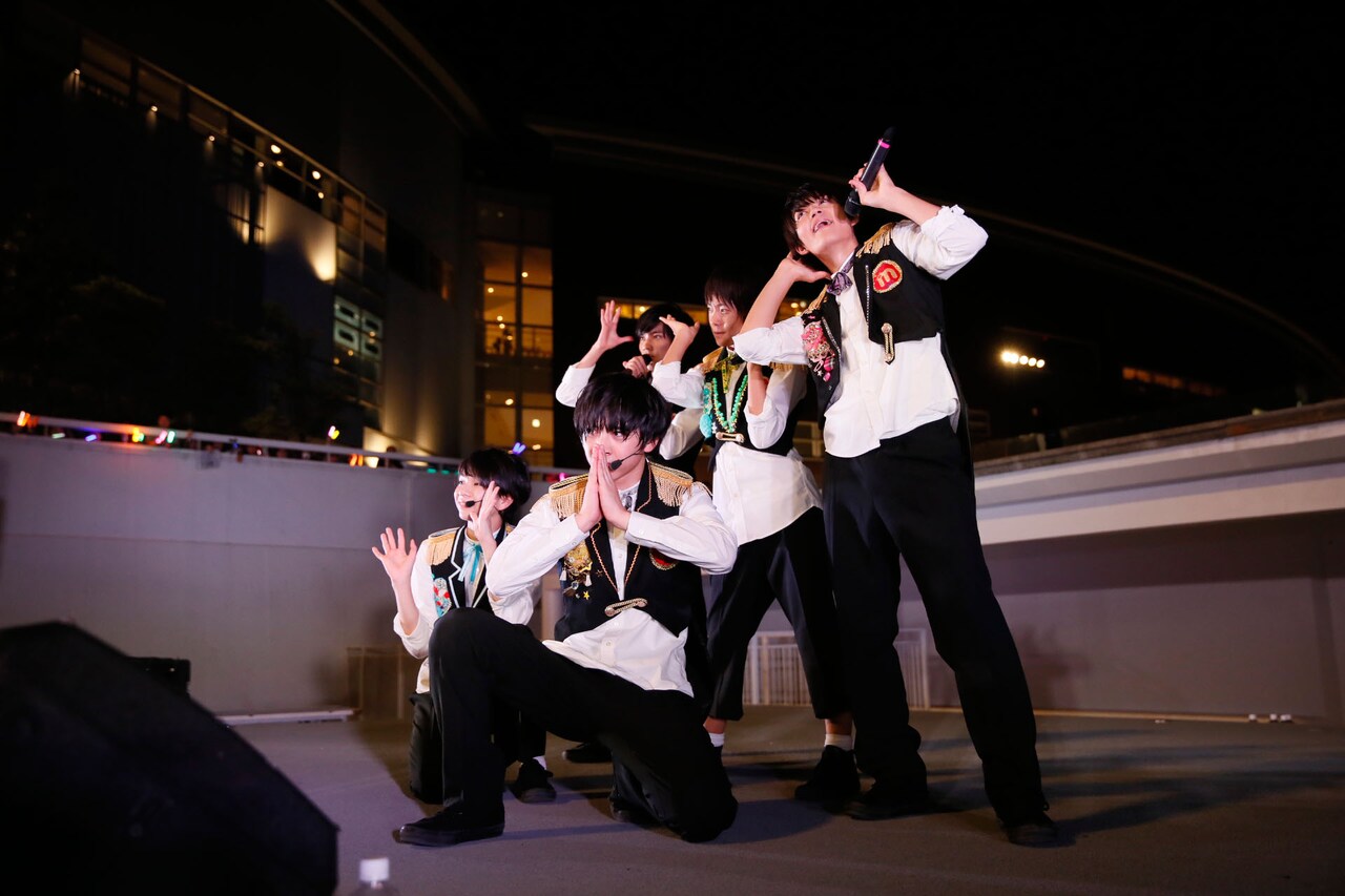 M!LK、1st写真集発売決定！リリイベツアー初日に喜び報告