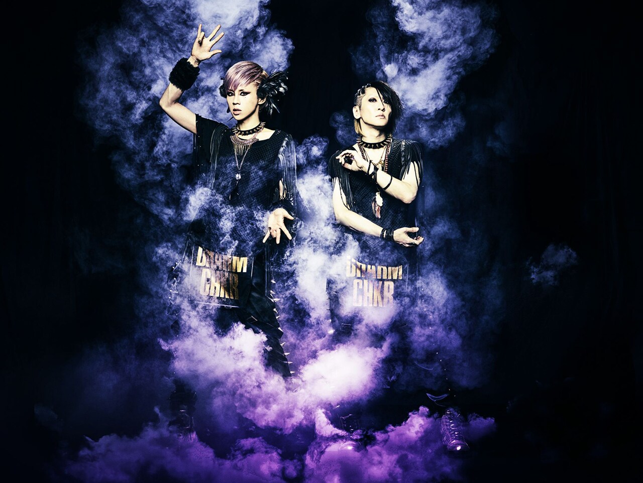 LM.C、壮大なイントロから熱演繰り広げる「The BUDDHA」MV