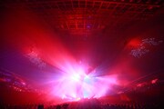 「amazarashi LIVE 360°『虚無病』」の様子。(写真提供:ソニー・ミュージックアソシエイテッドレコーズ)
