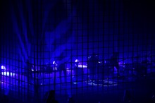 「amazarashi LIVE 360°『虚無病』」の様子。（写真提供：ソニー・ミュージックアソシエイテッドレコーズ）