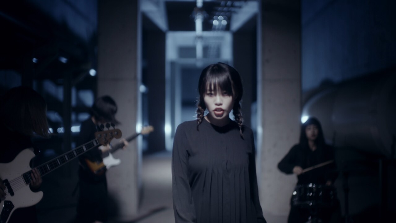 絶景クジラ、“生と死”表現した「最後に愛は勝つ」MV