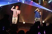 ONIGAWARA「1stインスタントカメラ・シングル『シャッターチャンス’93』リリース記念 ワンマンGIG＆インスタントカメラ撮影会」東京・渋谷TAKE OFF 7公演の様子。（Photo by nishinaga "saicho" isao）