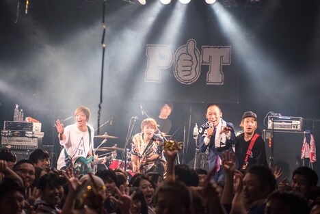 POTとヴィンテージの武井俊祐。(撮影:ヤオタケシ)