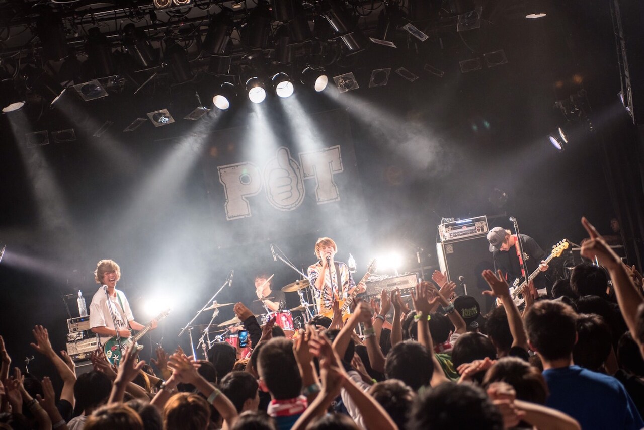 POT「ポット！もっと！沸騰！YOLOしく！ツアー」東京・UNIT公演の様子。（撮影：ヤオタケシ）