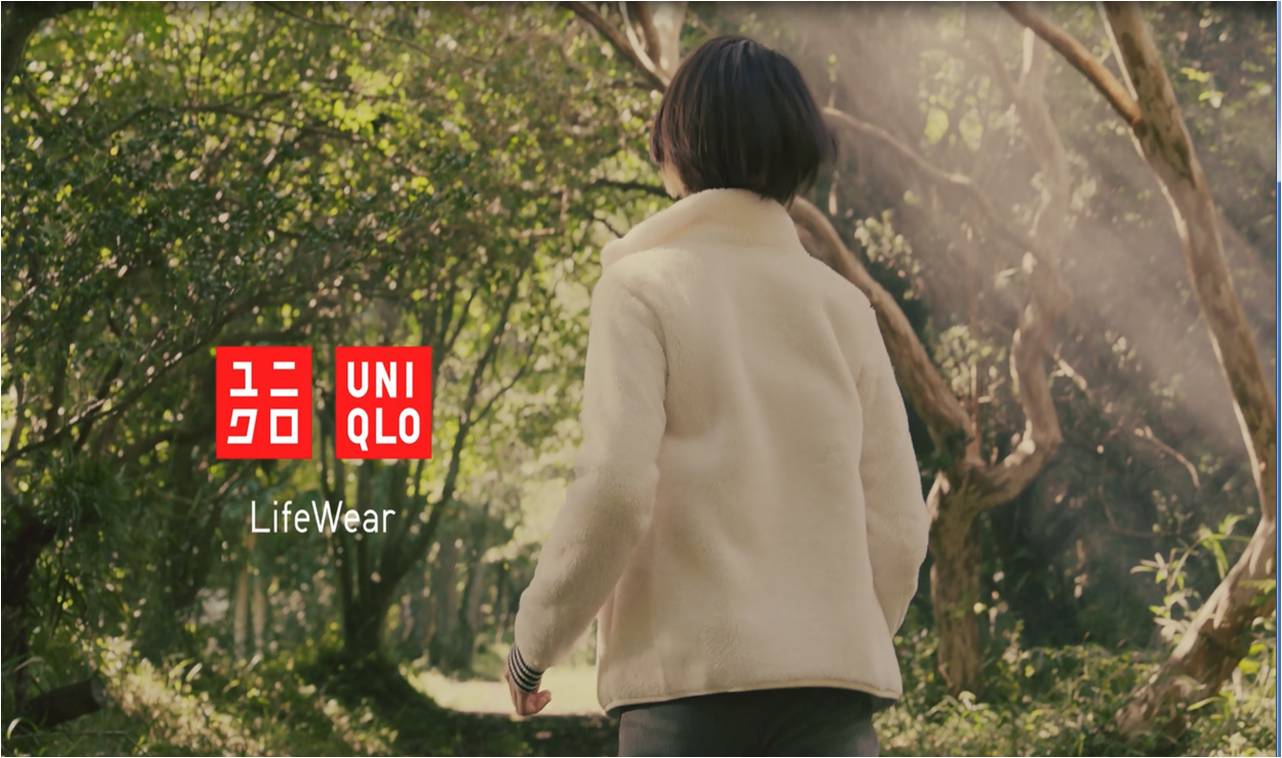 ユニクロWeb CM「ユニクロのフリース / 外を自由に楽しもう」のワンシーン。