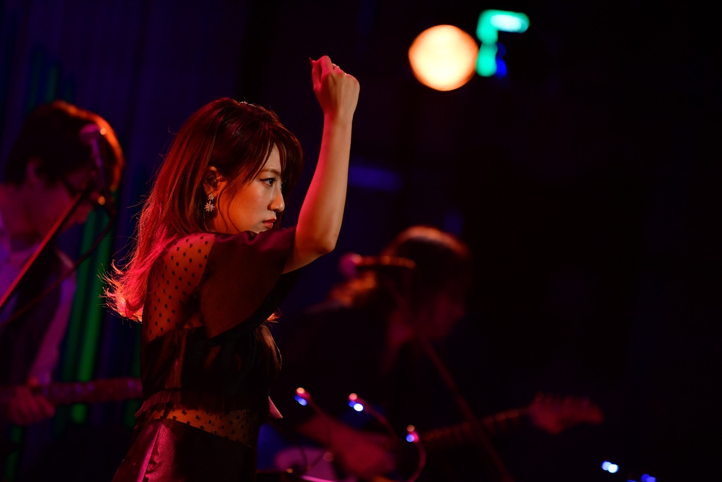 高橋みなみ（写真提供：EMI Records）