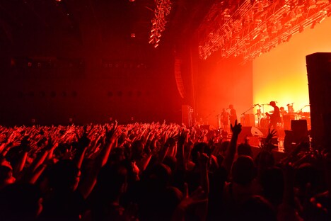 「one-man live tour 2016 "best blueprint"」最終公演の様子。（Photo by Rui Hashimoto[SOUND SHOOTER]）