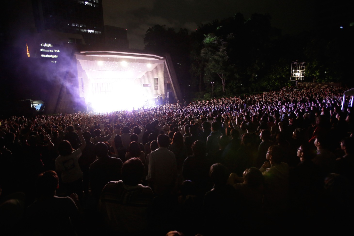 cero「Outdoors」東京・日比谷野外大音楽堂公演の様子。