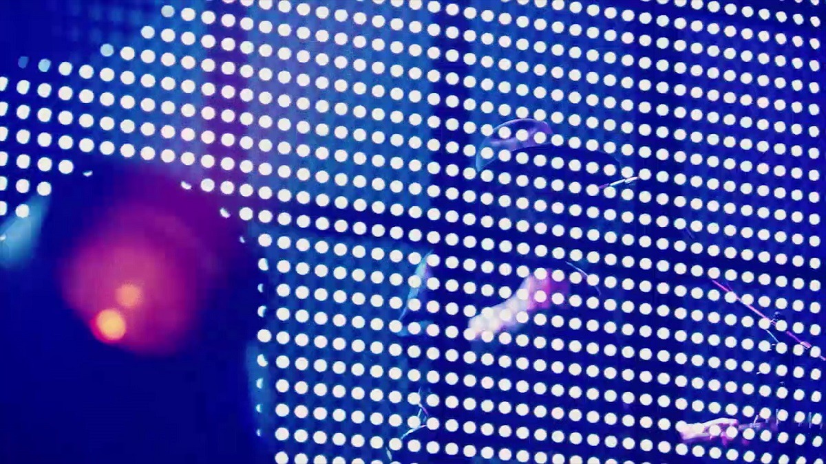 「amazarashi 360° LIVE『虚無病』」の様子。（写真提供：ソニー・ミュージックアソシエイテッドレコーズ）