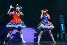 生ハムと焼うどん3rdワンマンライブ「破天荒な摩天楼」の様子。