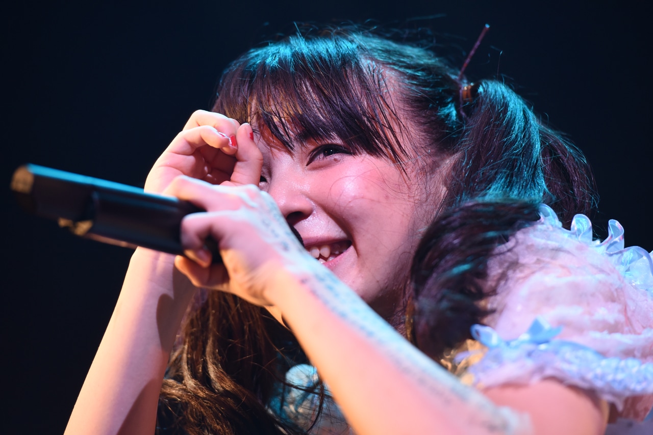 東理紗