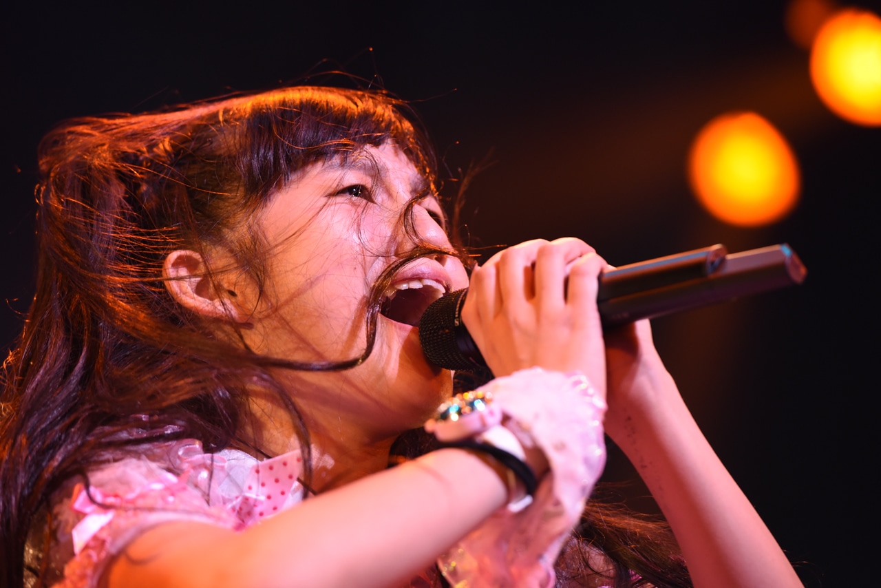 西井万理那