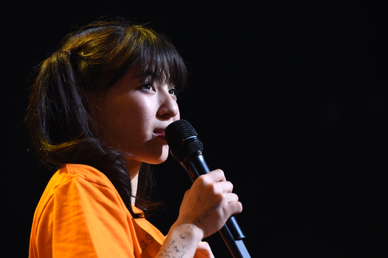 東理紗