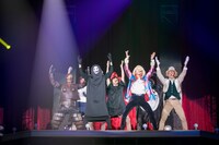 超特急（撮影：米山三郎 / 西村廣起）