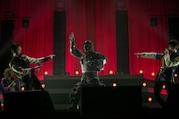 （撮影：米山三郎 / 西村廣起）