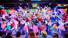AKB48「ハイテンション」ミュージックビデオのワンシーン。(c)AKS