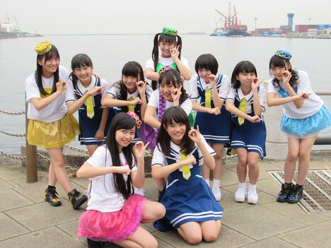 ロッカジャポニカとたこやきレインボー。（写真提供：EVIL LINE RECORDS）