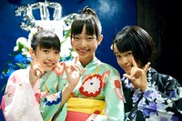 3776とamiinA（撮影：大橋祐希）