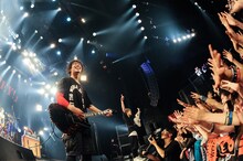 Rhythmic Toy World「『HEY!』の『HEY!』による『HEY!』の為のツアー～ツアーファイナルワンマン～」の様子。（Photo by MASANORI FUJIKAWA）