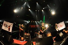 Rhythmic Toy World「『HEY!』の『HEY!』による『HEY!』の為のツアー～ツアーファイナルワンマン～」の様子。（Photo by MASANORI FUJIKAWA）