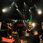 Rhythmic Toy World、赤坂BLITZワンマンでファンからのサプライズに大泣き