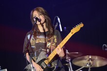 HARUNA（Vo, G　/ SCANDAL） (c)テレビ朝日 ドリームフェスティバル 2016