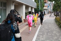 走っていくときめき▽宣伝部。（撮影：高瀬勇太）