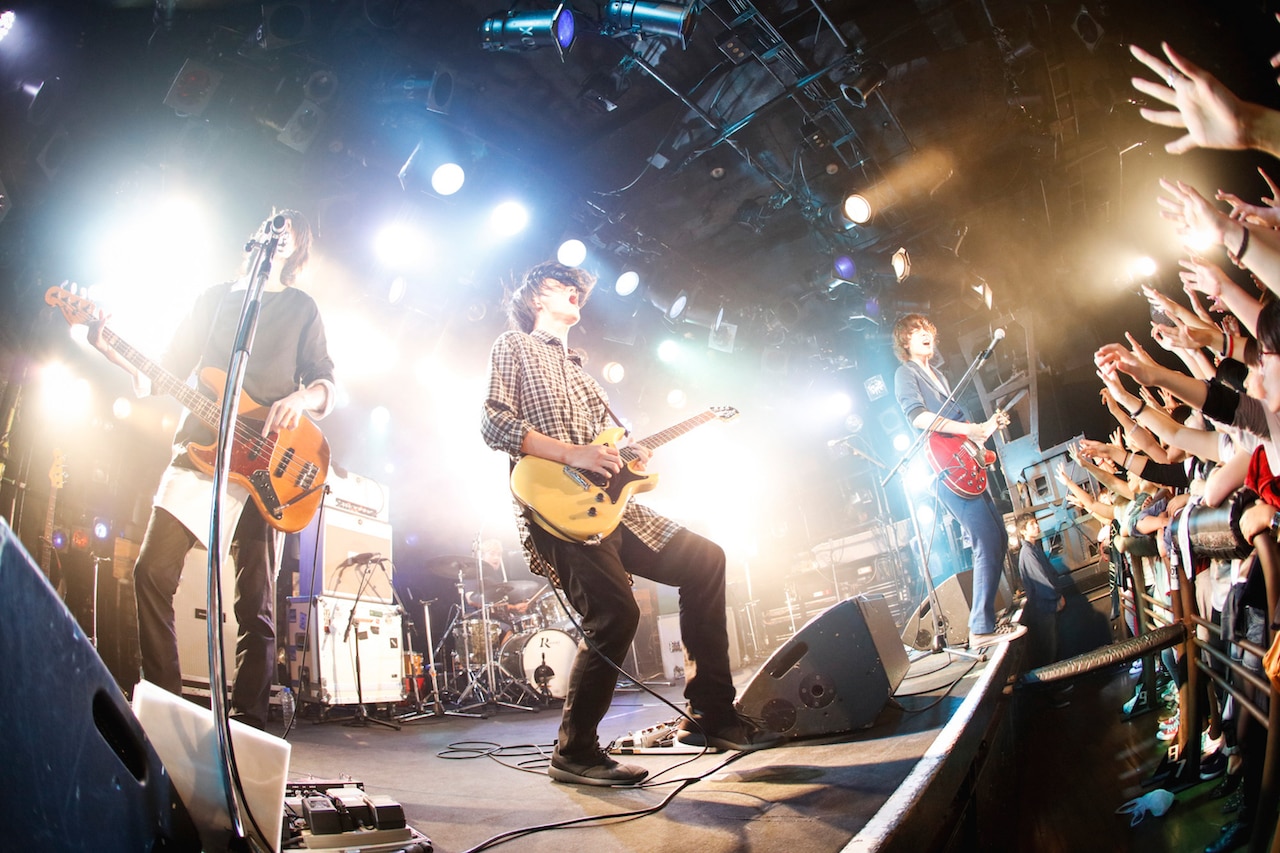 LEGO BIG MORL、ベスト盤引っさげベスト尽くした10周年ツアー初日