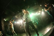 「ナードマグネット 1stフルアルバム『CRAZY, STUPID, LOVE』ツアー『さよなら20代ツアー』ファイナルシリーズ」東京・新代田FEVER公演の様子。（撮影：後藤壮太郎）