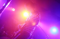 須田亮太（Vo, G）（撮影：後藤壮太郎）