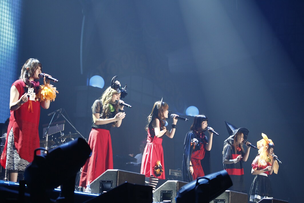 乃木坂やKEYTALKら熱演の日テレハロウィン初日、SCANDAL×鈴木愛理