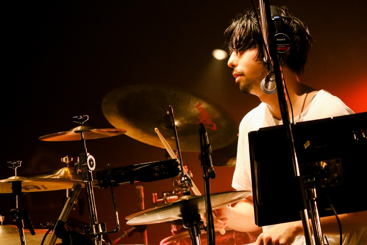 鈴木貴雄（Dr）（Photo by Viola Kam [V'z Twinkle]）