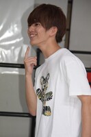 「俺の唇は柔らかいぞー」というセリフの練習をするMASAKI。