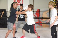 DISH//の公開練習の様子。