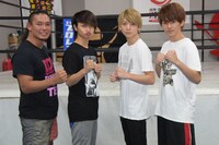 左から彰人、To-i、RYUJI、MASAKI。