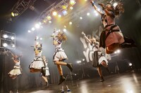 ばってん少女隊「10.29渡辺通り大会～ここからBEATば刻んでもよかよかよかSTATION～」の様子。（撮影：濱本英介）