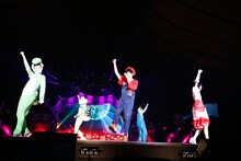 XOX（撮影：山内洋枝）