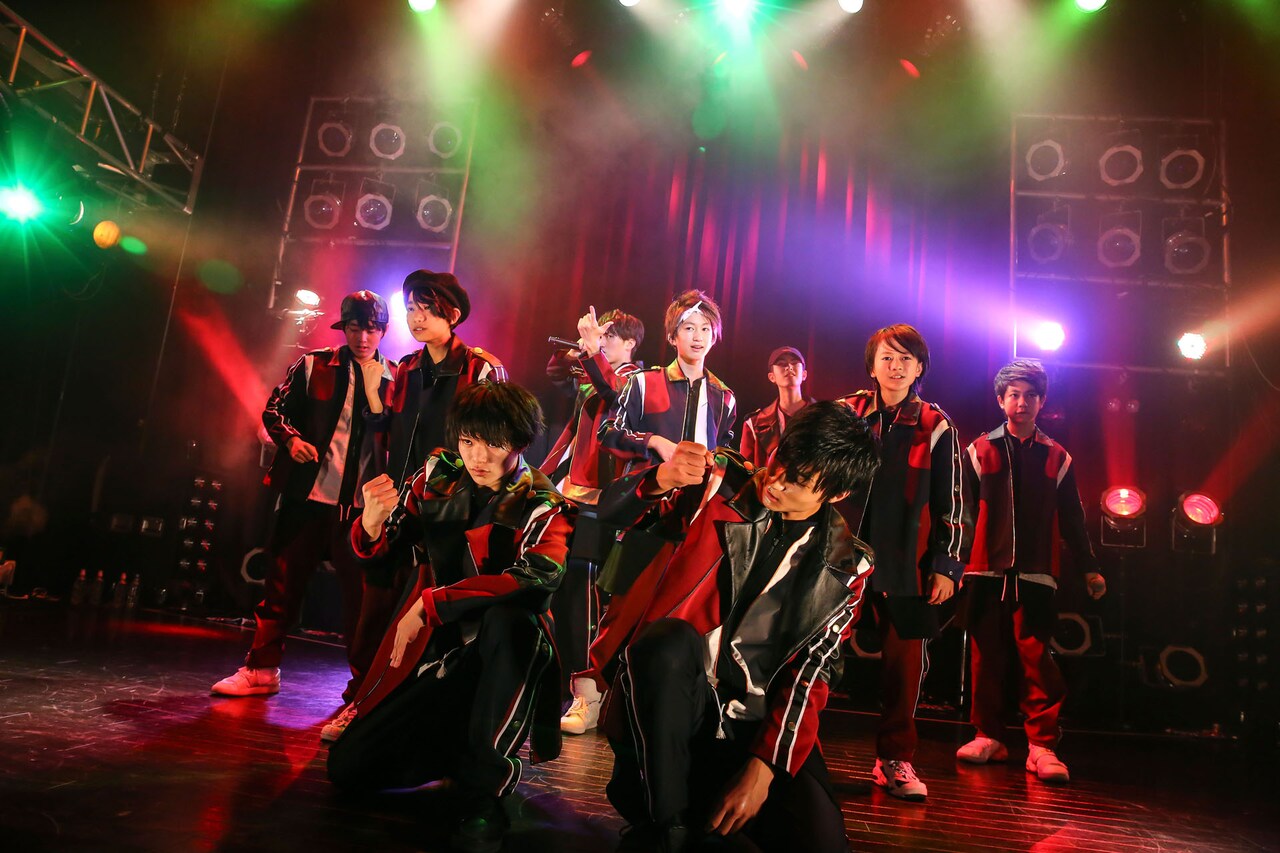 SUPER★DRAGON、学園祭ライブでサンドラ新曲「リマカブロ！」披露