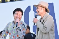 トータス松本と浜崎貴司。(c) MICHIHARU BABA / AYAHA FUJII