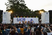 「浜崎貴司 集まれ！ オールクマモト GACHI スペシャル in 熊本城」の様子。(c) MICHIHARU BABA / AYAHA FUJII