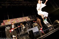 「出世街道2016『四星球VSハロウィン ～僕たち年中やってます。～』」の様子。（Photo by Naritoshi Kitagawa）