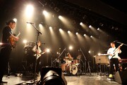 bonobos ワンマンツアー2016「ハチャメチャ☆くる～じんぐ！」東京・LIQUIDROOM公演の様子。（Photo by Yumi Ikenaga）