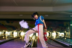 水カン新曲は 研磨材の歌になりました ボウリング場で踊るmv公開 音楽ナタリー