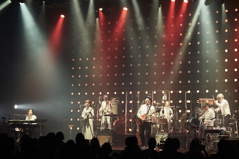 KIRINJI「KIRINJI TOUR 2016」東京・ステラボール公演の様子。（撮影：立脇卓）